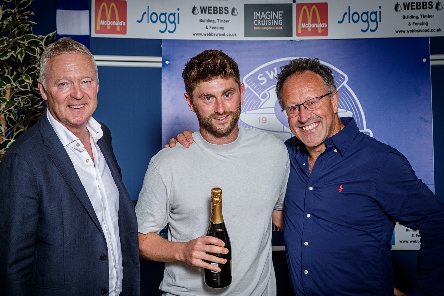 Brad Hooper receives his award in recognition of making his 200th start during the 2022/23 season