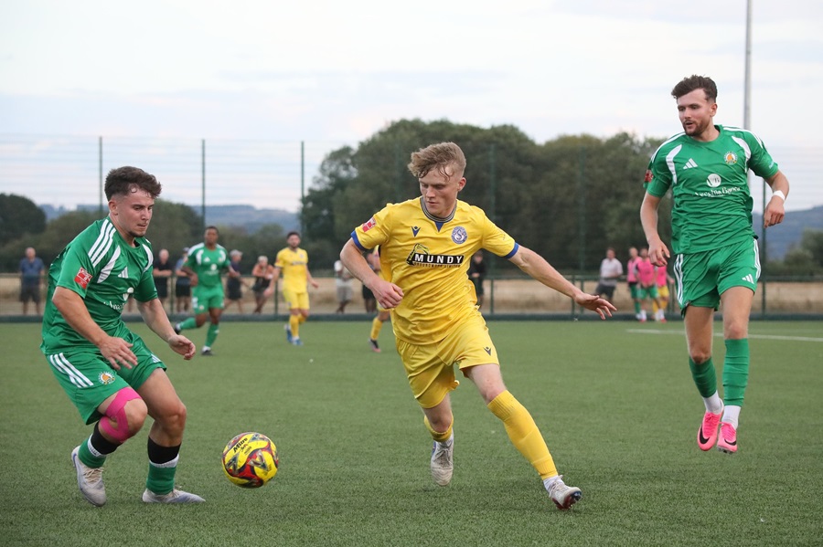 Tyger-J Hall was always closing down on the Cleeve defenders