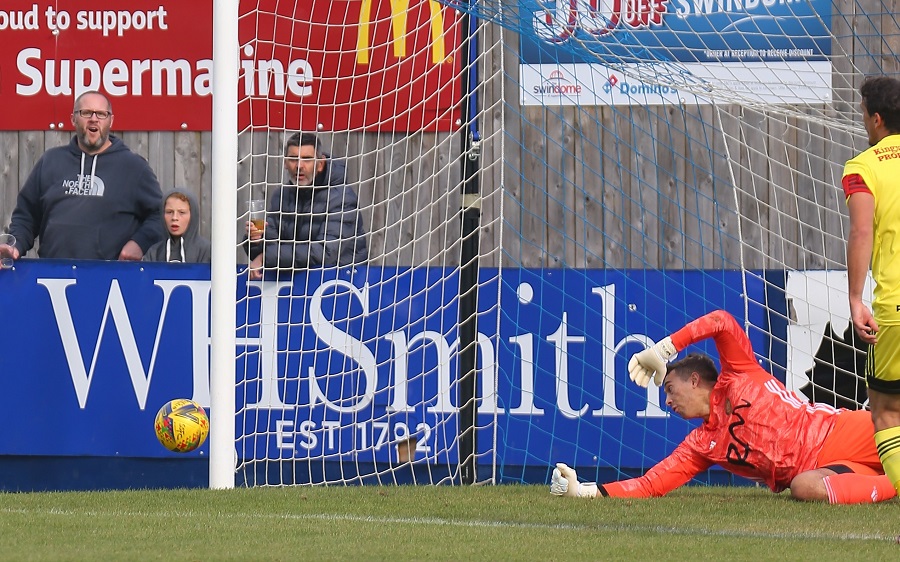 Conor’s first half header was well saved by Williams in the Tiverton goal