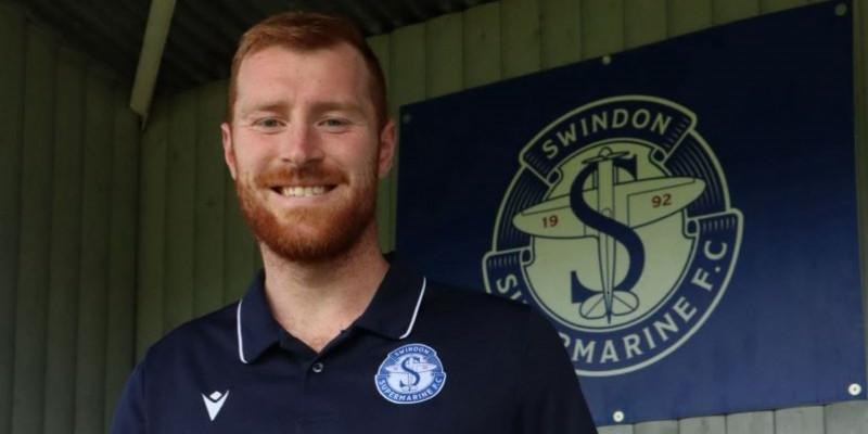 Dan Braham re-signs for Marine
