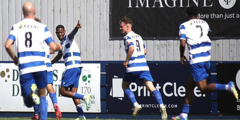 Marine 4 Exmouth Town 2