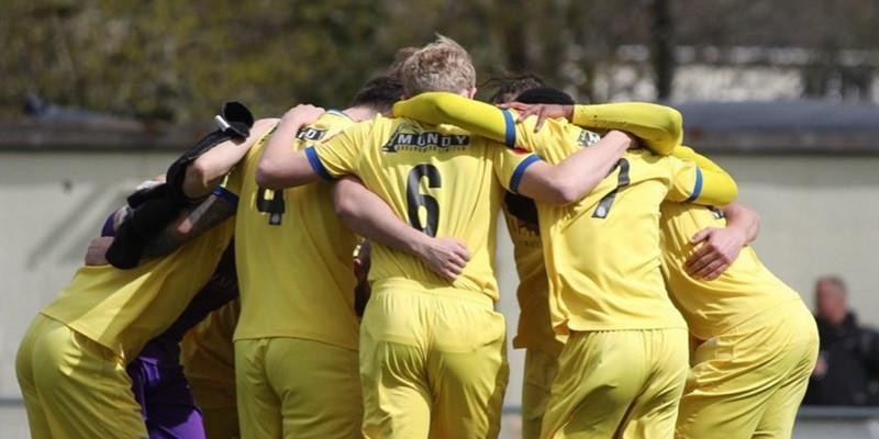 Malvern Town 4 Marine 2