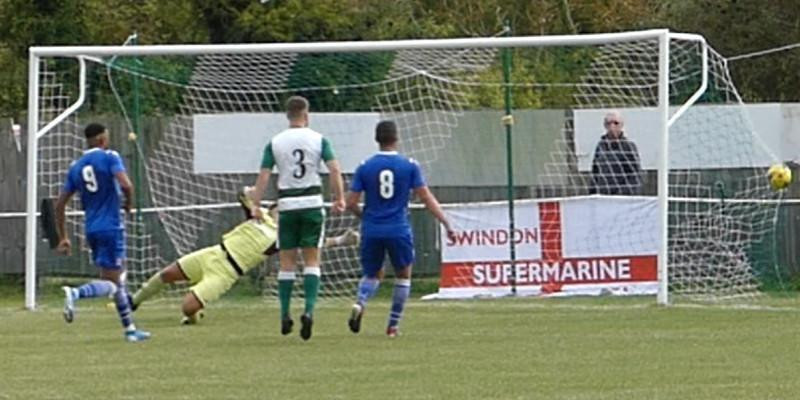 Wantage Town 0 Marine 3