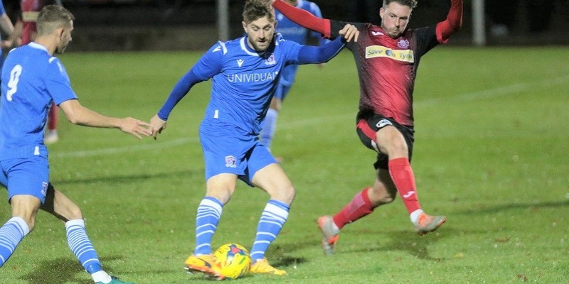 Highworth Town 0 Marine 4