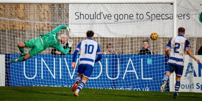 Marine 3 Tiverton Town 3